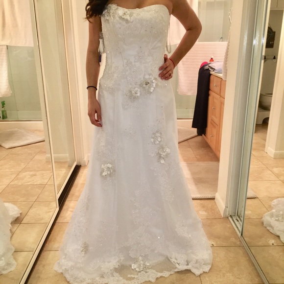 Alfred Angelo Dresses & Skirts - Brand new Alfred Angelo wedding dress